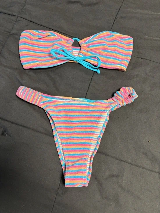 Colorful Strapless Bikini Set - Picture 1 of 5